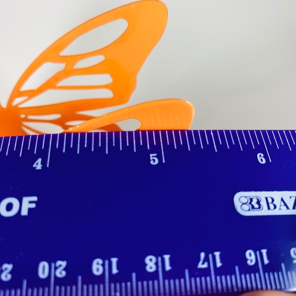 Super cute bright orange butterfly napkin holder - Picture 6 of 7